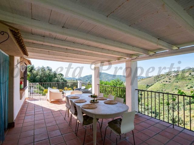 Image No.9-4 Bed Villa for sale