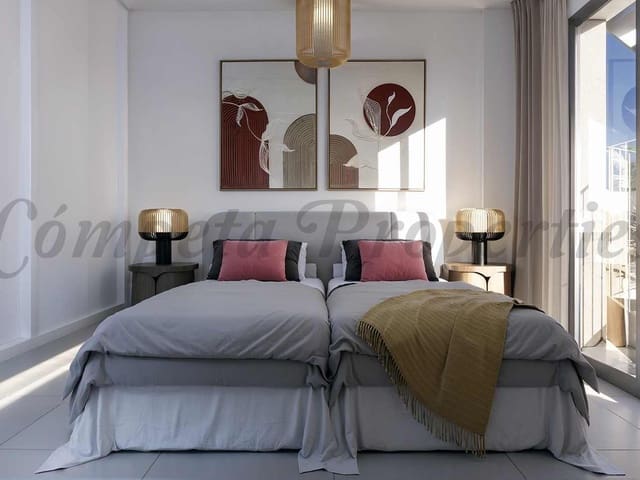 Image No.8-3 Bed Property for sale