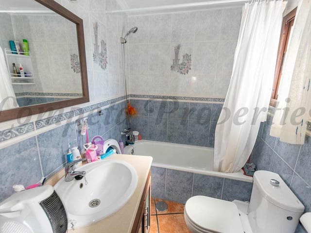 Image No.10-2 Bed Townhouse for sale