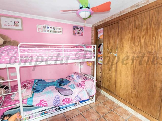 Image No.12-2 Bed Townhouse for sale