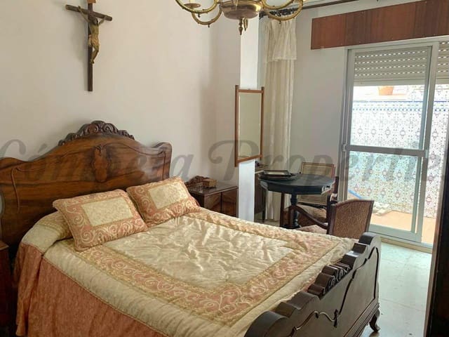 Image No.9-4 Bed Apartment for sale