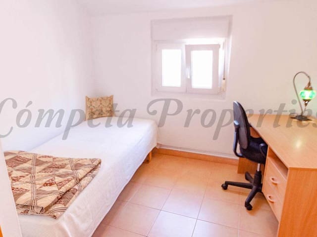 Image No.10-5 Bed Villa for sale