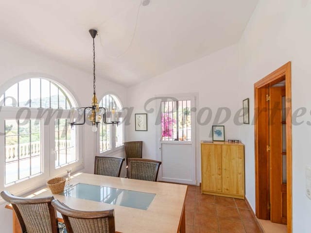 Image No.5-5 Bed Villa for sale