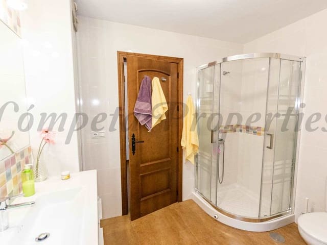 Image No.20-4 Bed Villa for sale