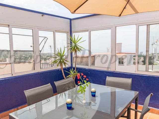 Image No.2-4 Bed Townhouse for sale