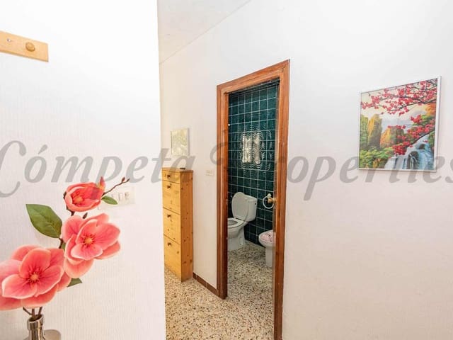 Image No.6-4 Bed Townhouse for sale