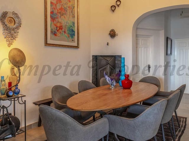 Image No.17-4 Bed Villa for sale