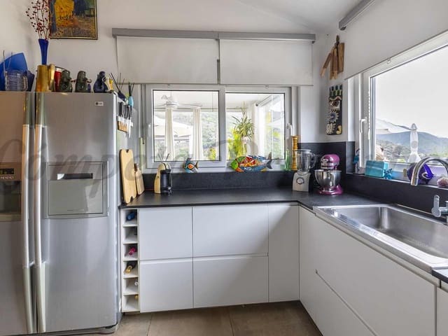 Image No.19-4 Bed Villa for sale