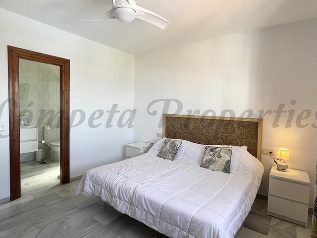 Image No.8-2 Bed Villa for sale