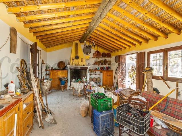 Image No.10-2 Bed Finca for sale