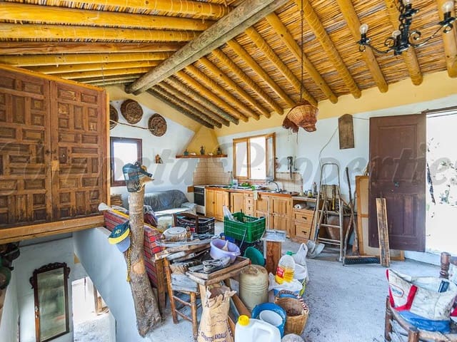 Image No.4-2 Bed Finca for sale