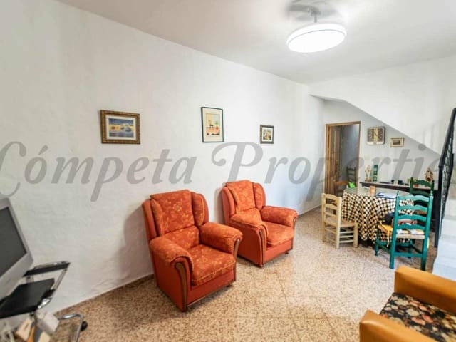 Image No.4-3 Bed Townhouse for sale