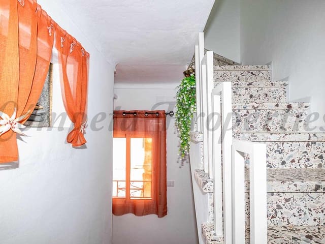 Image No.14-2 Bed Townhouse for sale