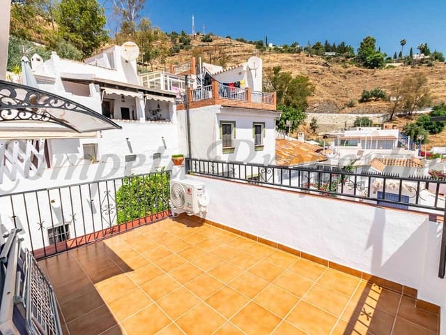 Image No.17-2 Bed Townhouse for sale