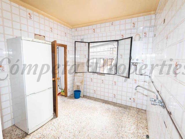 Image No.6-2 Bed Townhouse for sale