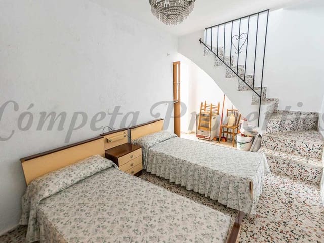 Image No.5-3 Bed Townhouse for sale