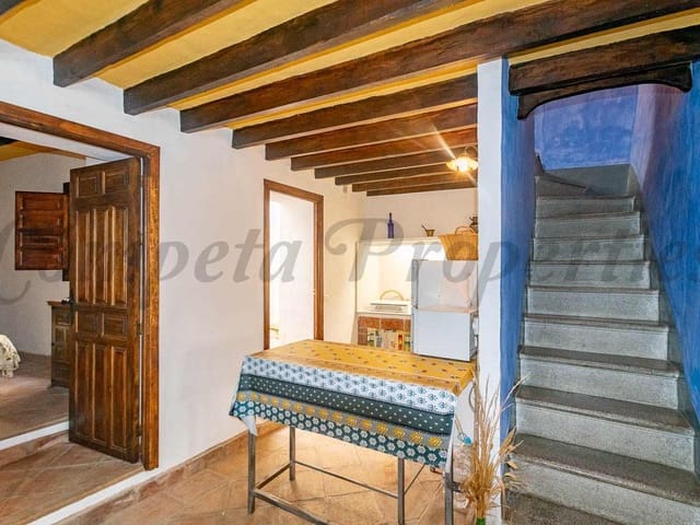 Image No.10-4 Bed Townhouse for sale