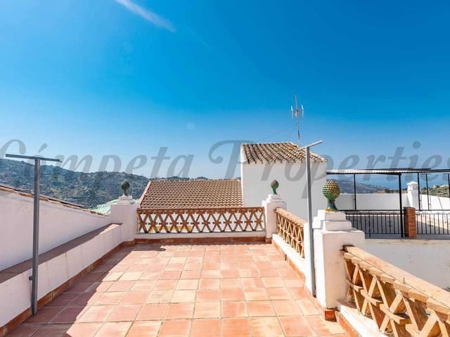 Image No.3-4 Bed Townhouse for sale