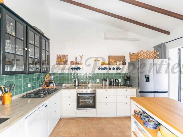 Image No.13-4 Bed Villa for sale