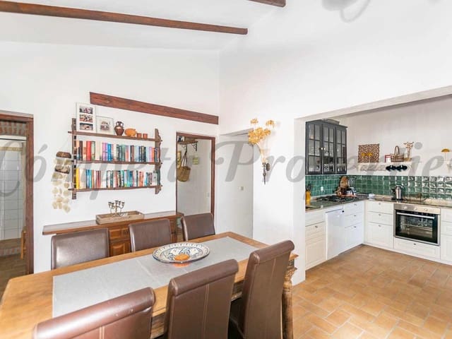 Image No.18-4 Bed Villa for sale