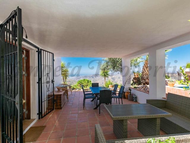 Image No.2-4 Bed Villa for sale