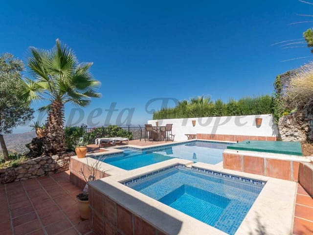 Image No.3-4 Bed Villa for sale