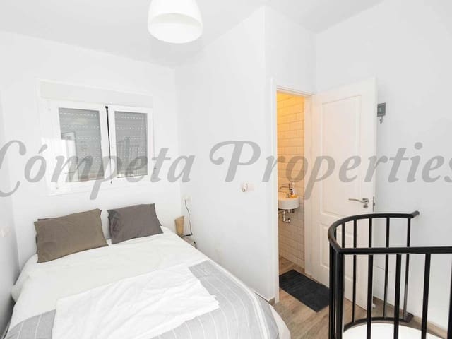 Image No.11-2 Bed Townhouse for sale