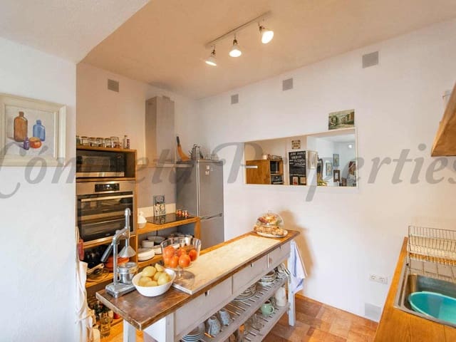 Image No.3-2 Bed Townhouse for sale