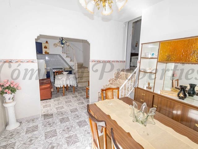 Image No.4-3 Bed Townhouse for sale