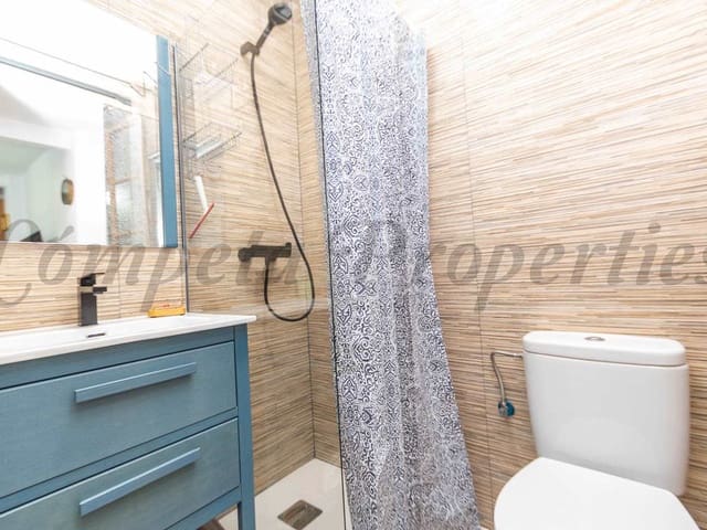 Image No.14-2 Bed Townhouse for sale