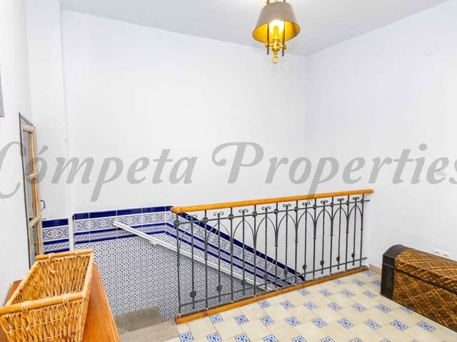 Image No.5-2 Bed Townhouse for sale