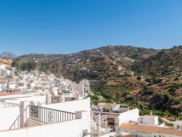 Image No.19-2 Bed Townhouse for sale