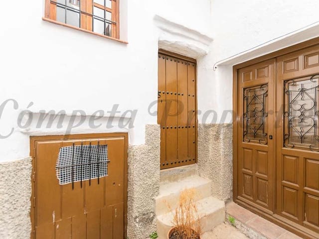 Image No.1-4 Bed Townhouse for sale