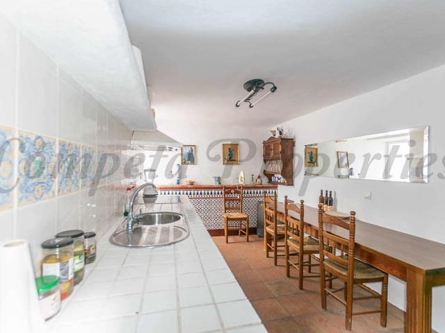 Image No.7-4 Bed Townhouse for sale