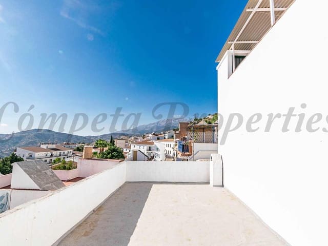 Image No.4-3 Bed Townhouse for sale