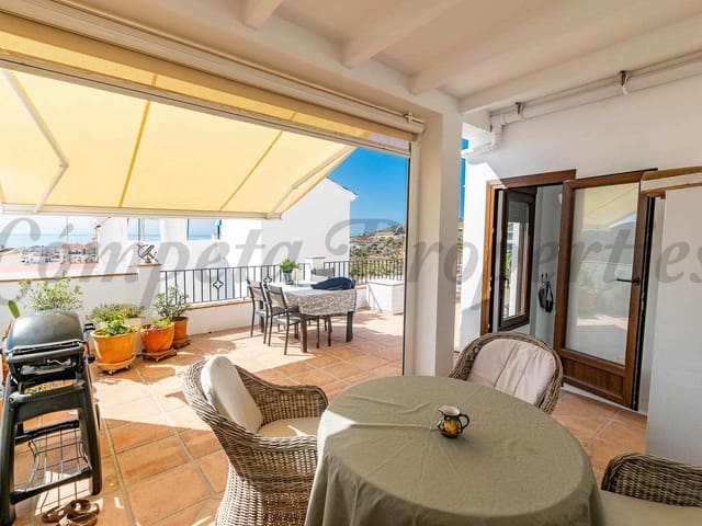 Image No.2-2 Bed Townhouse for sale