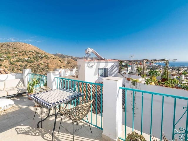 Image No.2-2 Bed Townhouse for sale