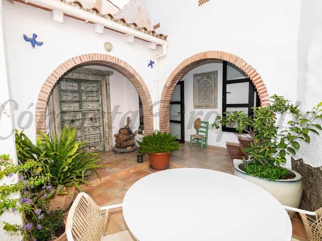 Image No.4-2 Bed Townhouse for sale