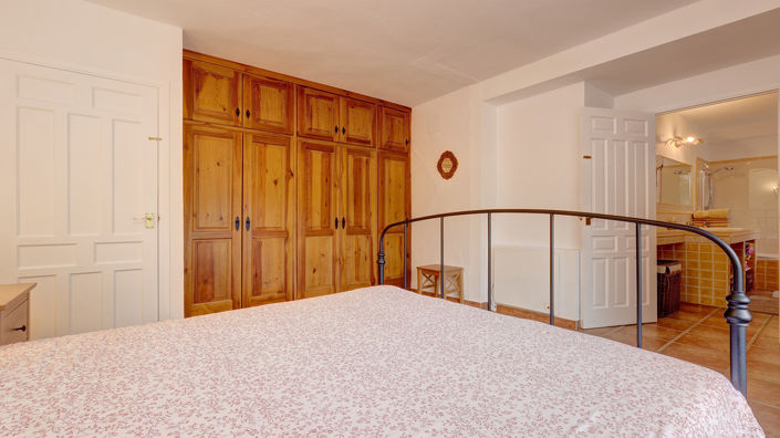 Image No.42-3 Bed Finca for sale