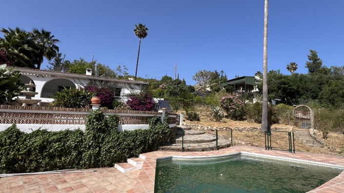 Image No.32-3 Bed Finca for sale