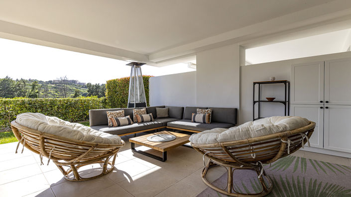 Image No.1-3 Bed Property for sale