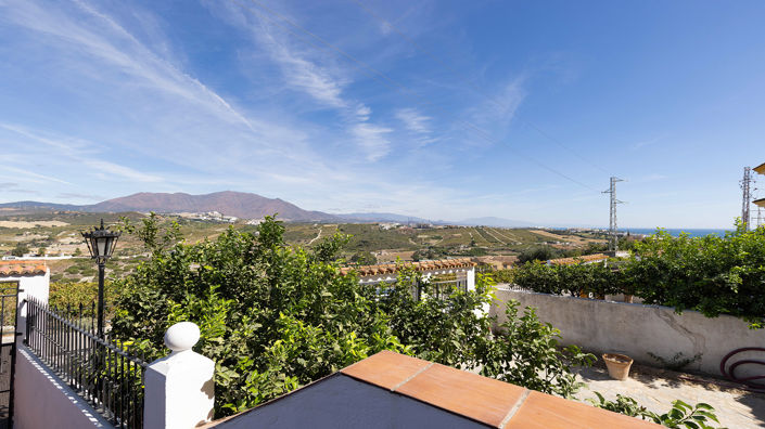 Image No.31-3 Bed Townhouse for sale