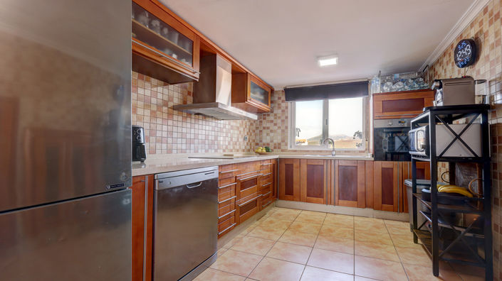 Image No.3-3 Bed Townhouse for sale