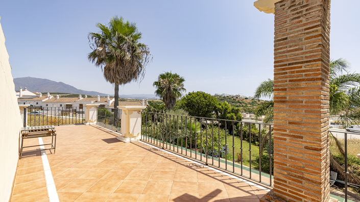 Image No.34-5 Bed Villa for sale