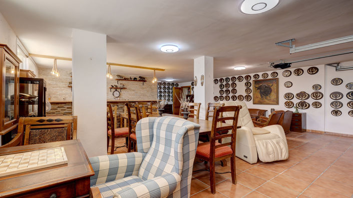 Image No.35-5 Bed Villa for sale