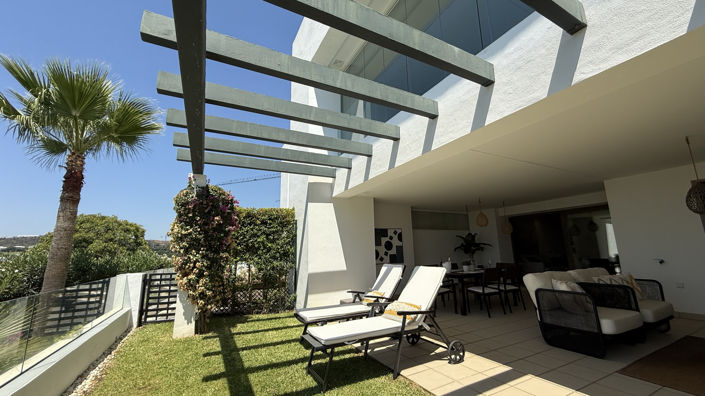 Image No.7-2 Bed Property for sale