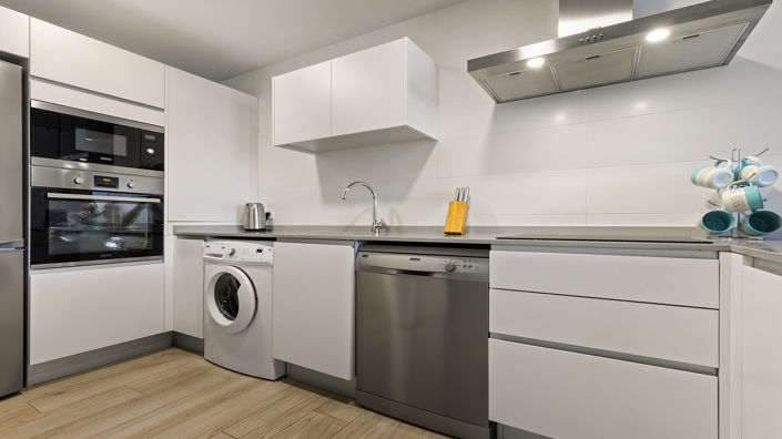 Image No.8-2 Bed Apartment for sale