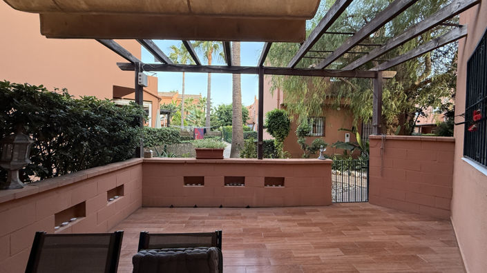 Image No.1-3 Bed Townhouse for sale