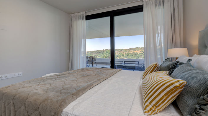 Image No.14-3 Bed Apartment for sale