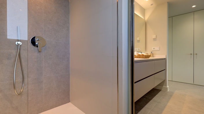 Image No.17-3 Bed Apartment for sale